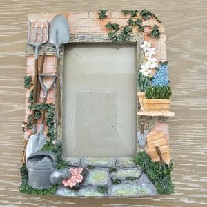 Vintage 1992 Figi Graphics 3D "Potting Shed" Resin Photo Frame